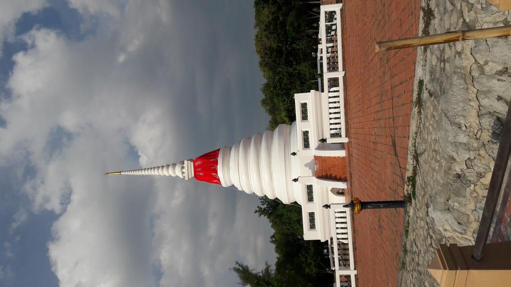 Sabaidee Beach Rayong Bagian luar foto