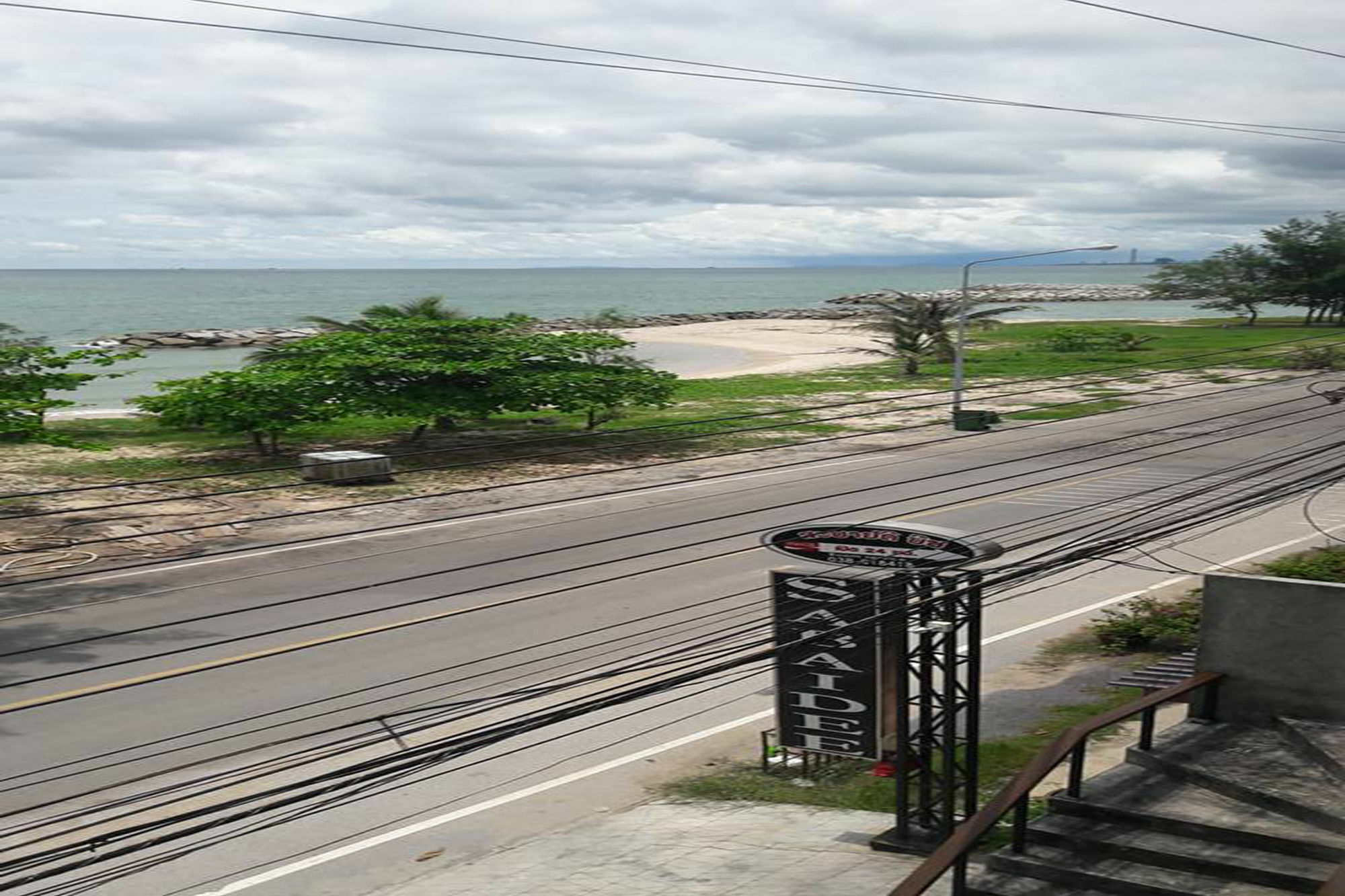 Sabaidee Beach Rayong Bagian luar foto